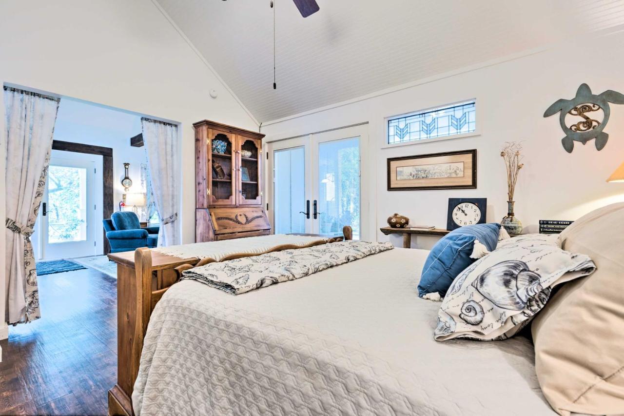 Historic Biloxi Bay Cottage With Beautiful View Ocean Springs Exterior foto
